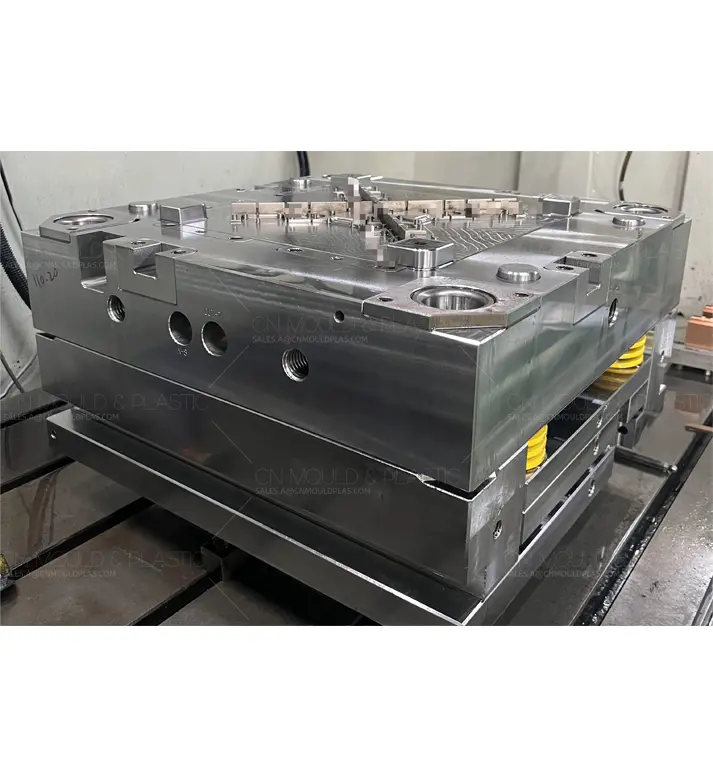 Aplicação Overmolding em CN
