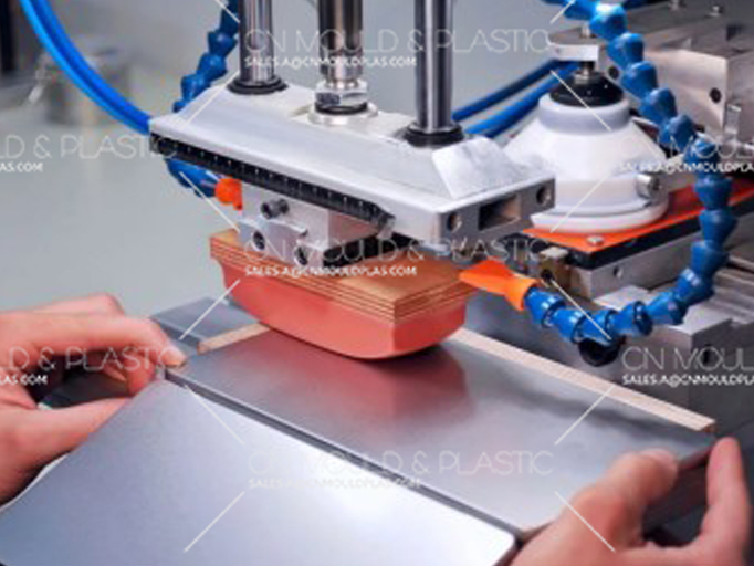 Introdução ao Processo de Tratamento de Superfície de Materiais: Impressão de Almofadas